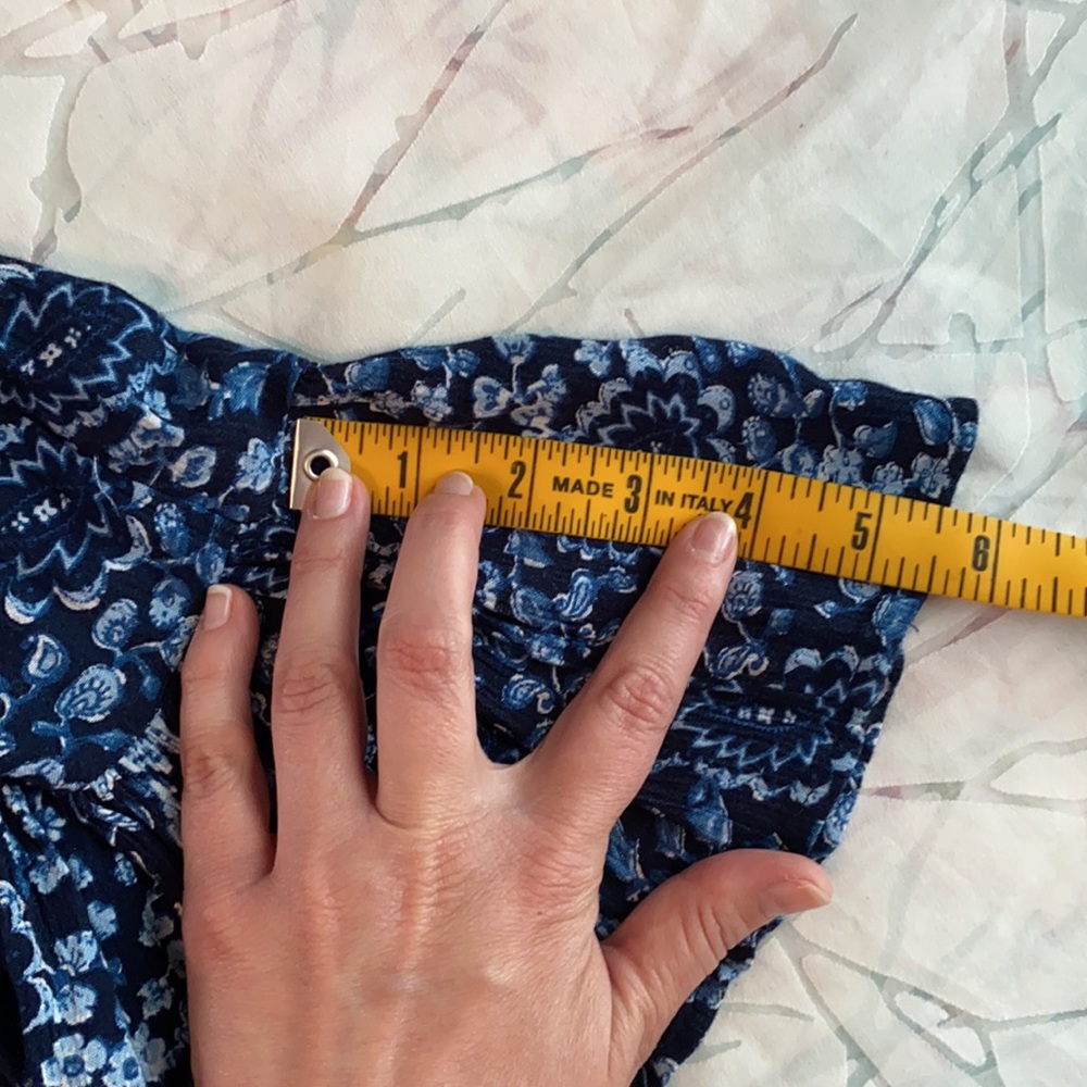Gap flouncy floral skirt, elastic waist, size 14 - Picture 5 of 7